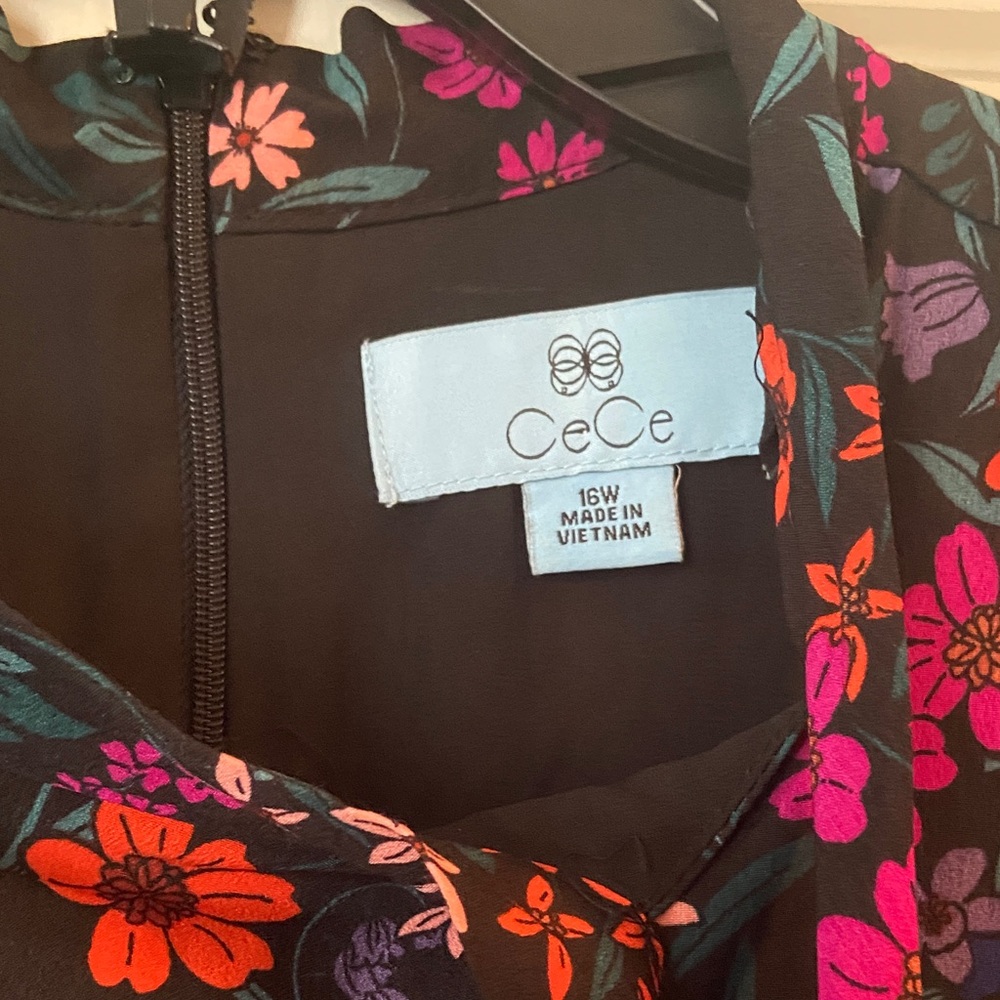 CeCe Black Dress with Vibrant Floral Patterns NWT - Picture 2 of 5
